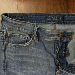 Lucky Brand Distressed Jeans ✨OFFERS ACCEPTED✨